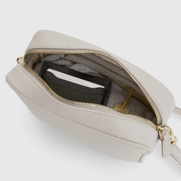 Quince Italian Leather Crossbody Bag Stone NEW - Picture 13 of 15